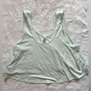 Fabletics Carter Swing Tank- size M- green- NWT